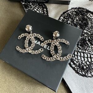 Chanel silver chain CC earrings